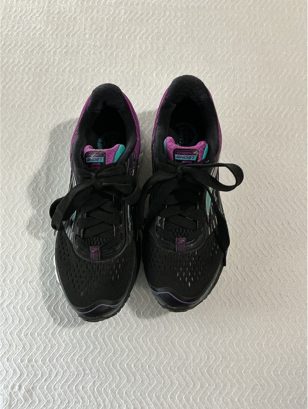 Brooks Ghost 13 women's Running Sneakers Size 9